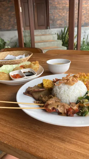 Warung Sripadi