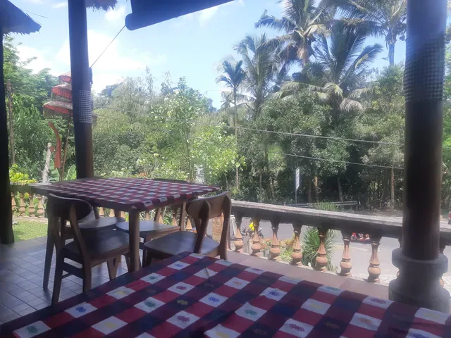 Warung Sripadi