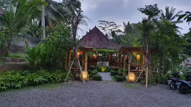 Labak Sari Restaurant