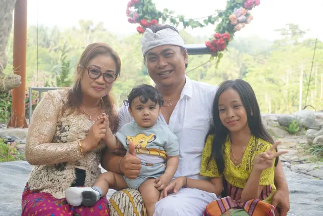 Sari timbul resto by kububali