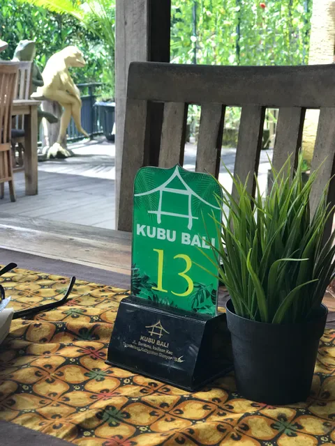 Sari timbul resto by kububali