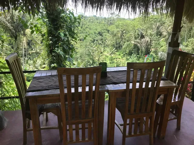 Sari timbul resto by kububali