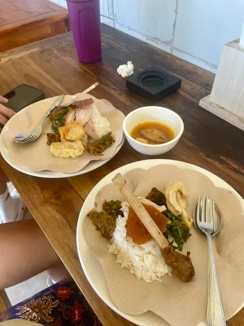 Babi Guling Ibu Suna