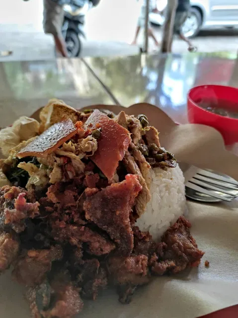 Babi Guling Payangan Buk Ari
