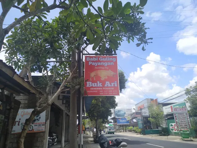 Babi Guling Payangan Buk Ari