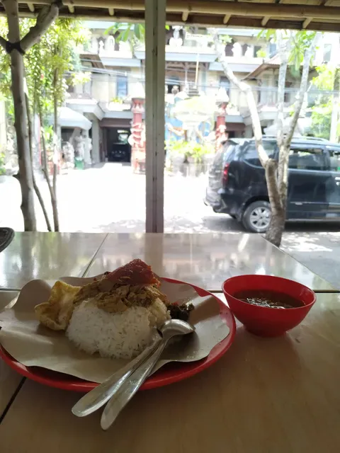 Babi Guling Payangan Buk Ari