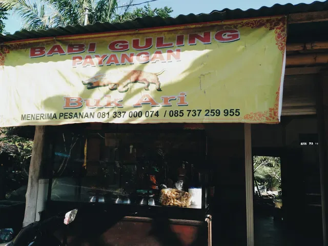 Babi Guling Payangan Buk Ari