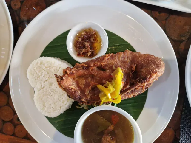 Bebek Tebasari Resto