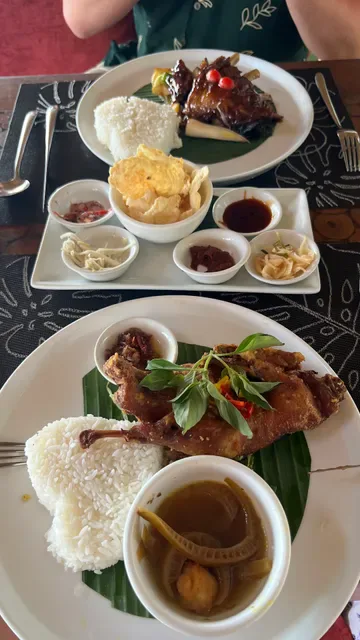 Bebek Tebasari Resto