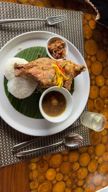 Bebek Tebasari Resto