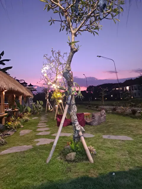 Bisma Sunset Corner