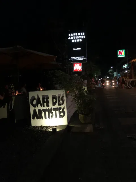 Café Des Artistes