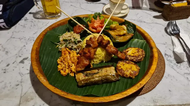 Cafe Wayan