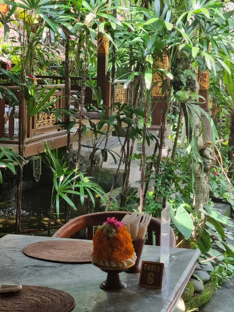 Cafe Wayan