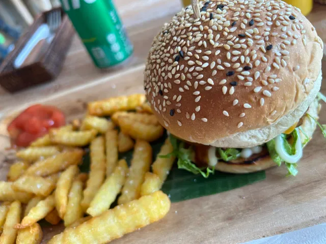 Gaees Burger Ubud