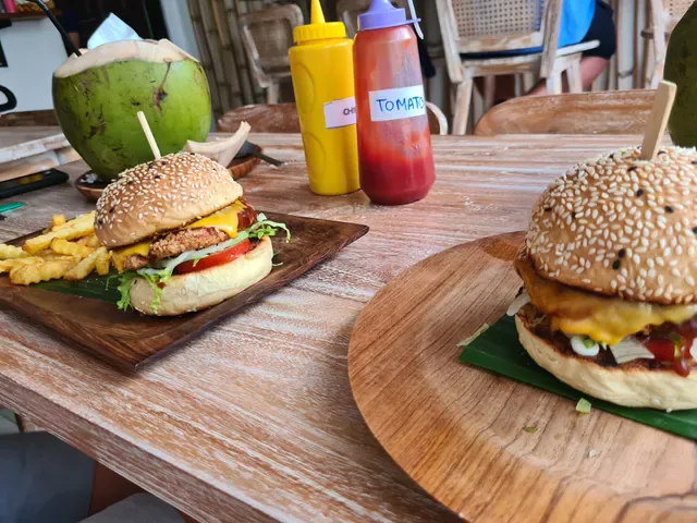Gaees Burger Ubud
