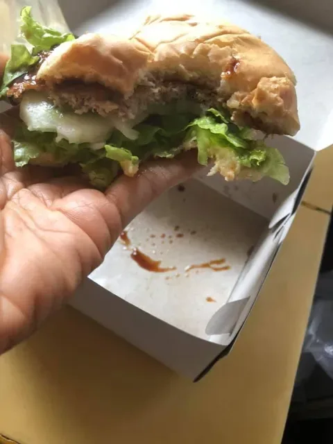Gaees Burger Ubud
