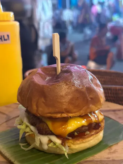 Gaees Burger Ubud