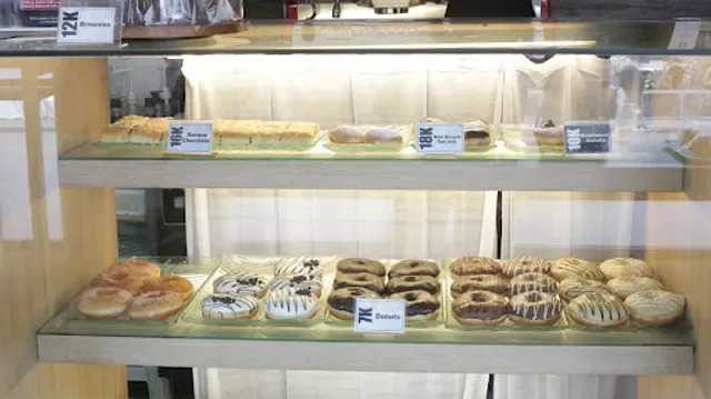 Kakiang Bakery & Cafe