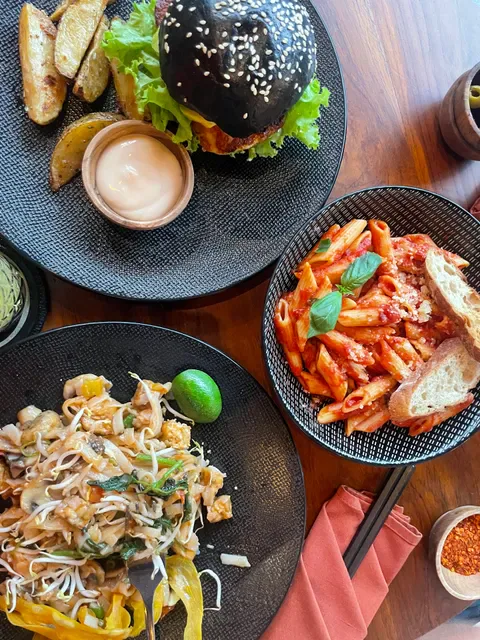 Kismet Bar & Kitchen