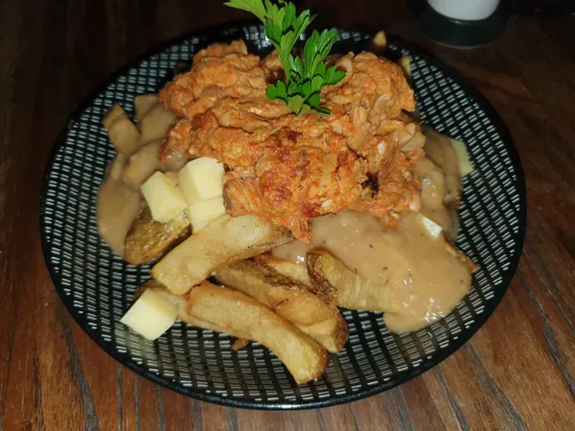 Kismet Bar & Kitchen