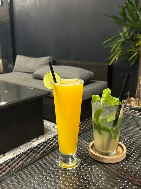 Lucky Family Coffee & Food