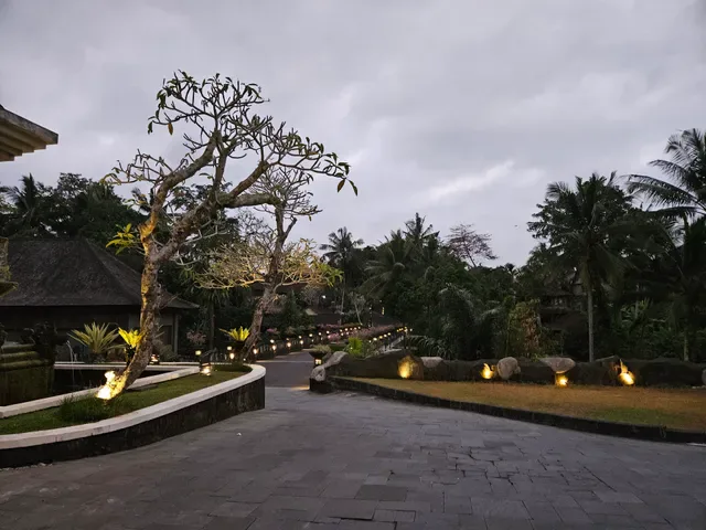 Lumbung Restaurant