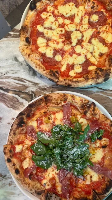 Mazzoni Pizza