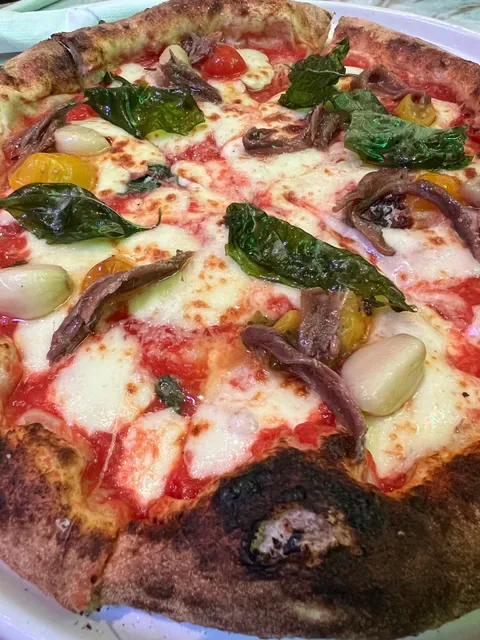 Mazzoni Pizza