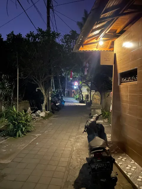 Warung Monkey