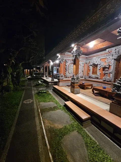 Nasi Ayam Kedewatan Ibu Mangku