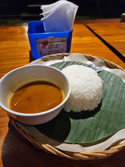 Nasi Ayam Kedewatan Ibu Mangku