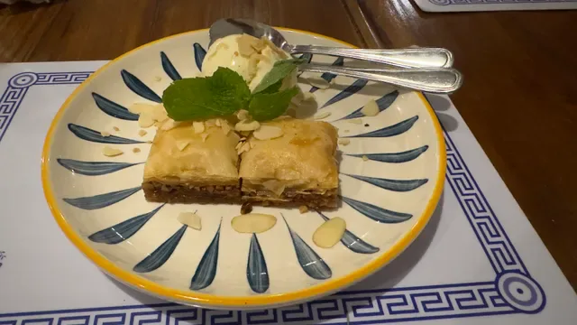 Nostimo Greek Grill Ubud