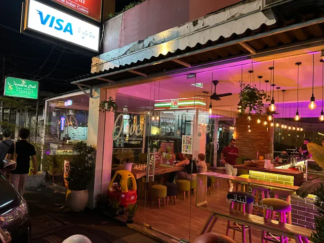 Olive Mediterranean Cuisine مطعم لبناني