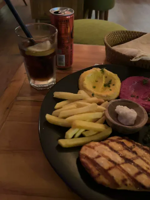 Olive Mediterranean Cuisine مطعم لبناني