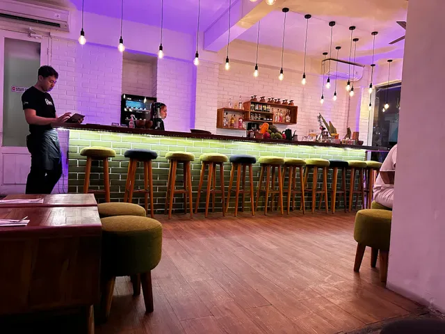 Olive Mediterranean Cuisine مطعم لبناني