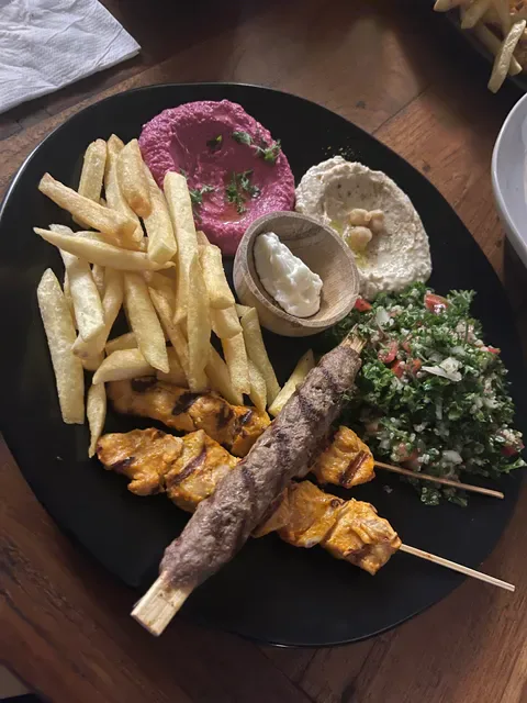 Olive Mediterranean Cuisine مطعم لبناني