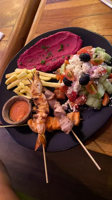 Olive Mediterranean Cuisine مطعم لبناني