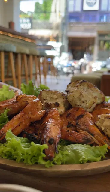 Olive Mediterranean Cuisine مطعم لبناني