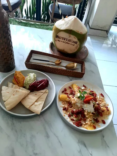 Pumpkin & Beetroot Cafe