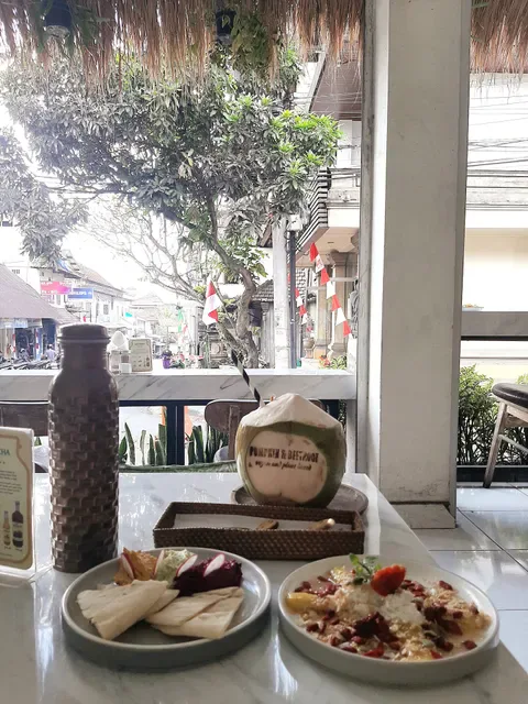 Pumpkin & Beetroot Cafe