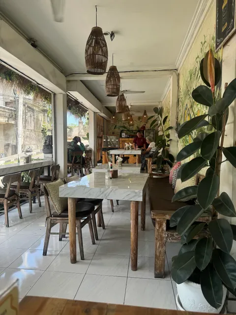 Pumpkin & Beetroot Cafe