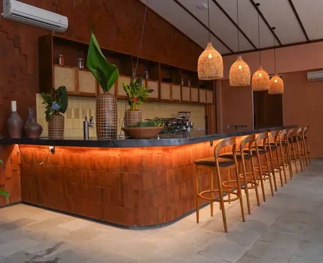 Syrco BASÈ - RESTAURANT and BAR