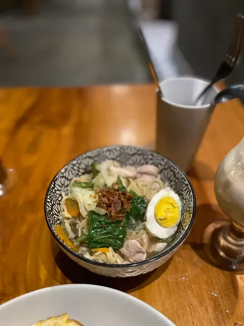 The Pengkolan Warung