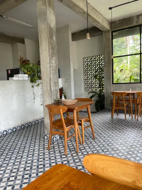 The Pengkolan Warung