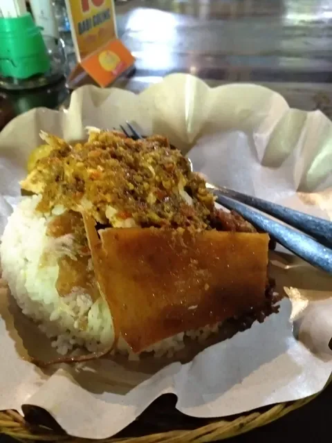 Warung Babi Guling Ibu Oka 3