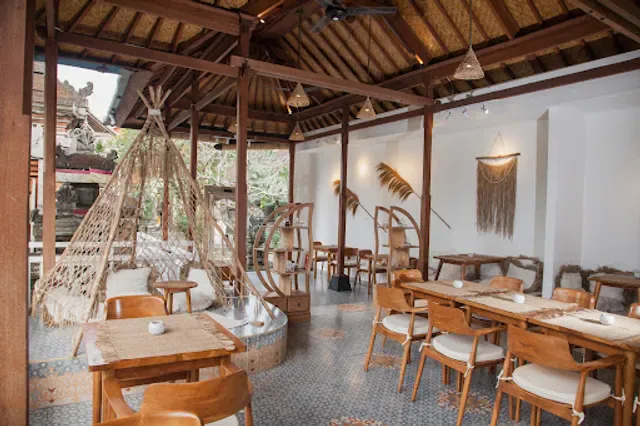 Wild Vegan Healing Restaurant