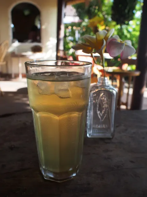 Yellow Flower Café