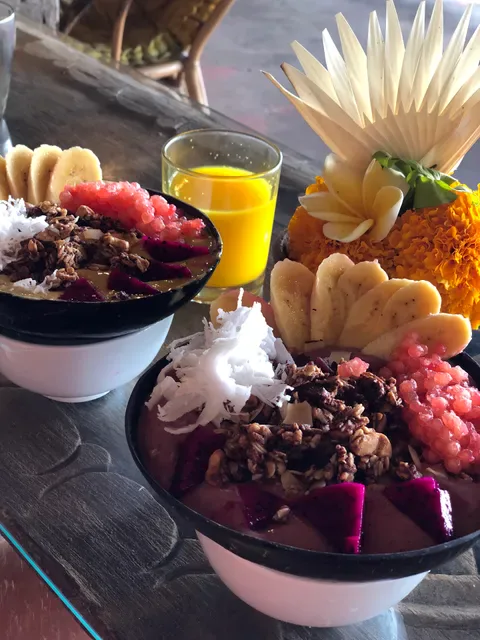 Yellow Flower Café