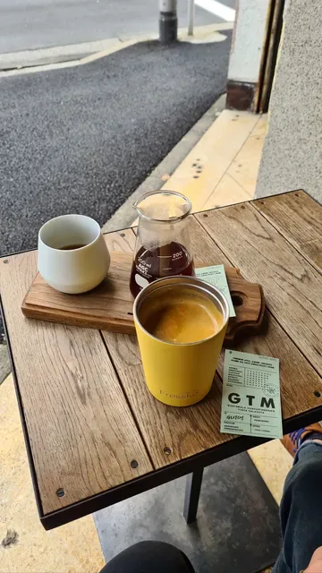 GLITCH COFFEE & ROASTERS